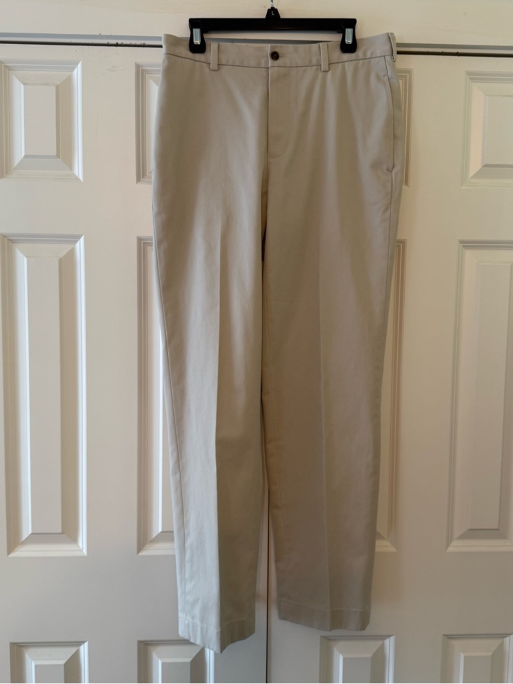⭐️ Brooks Brothers Beige/Tan 32/32 Chinos